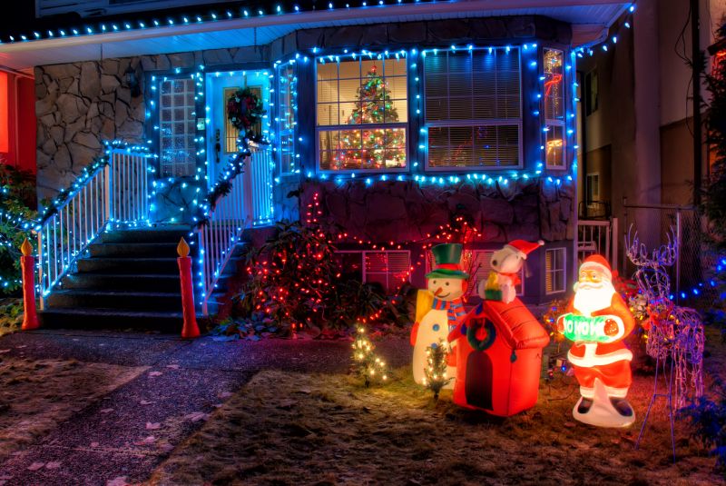 Christmas Lights Hanging in Kansas City, MO