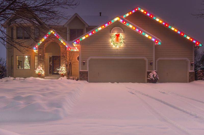Holiday Lights Installation in Kansas City, MO
